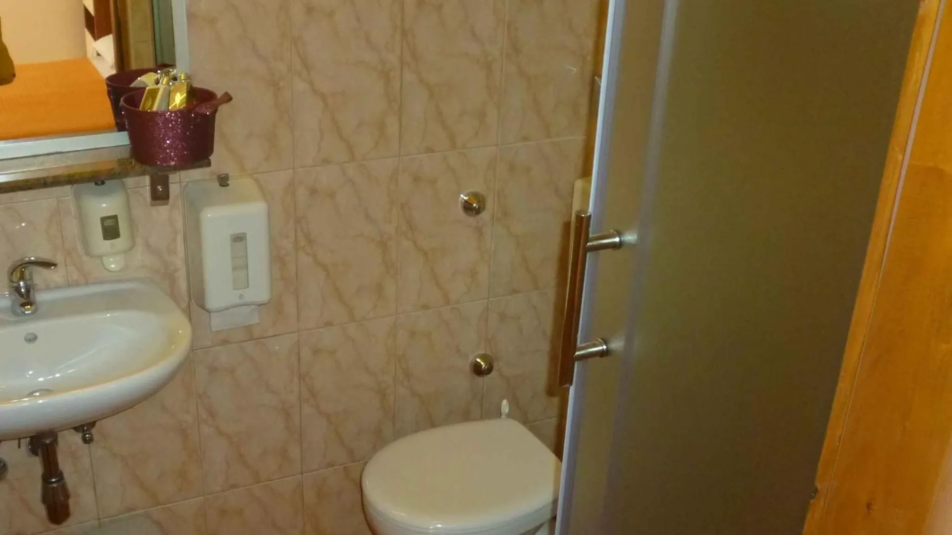 Apartment In Starigrad-Paklenica 6845
