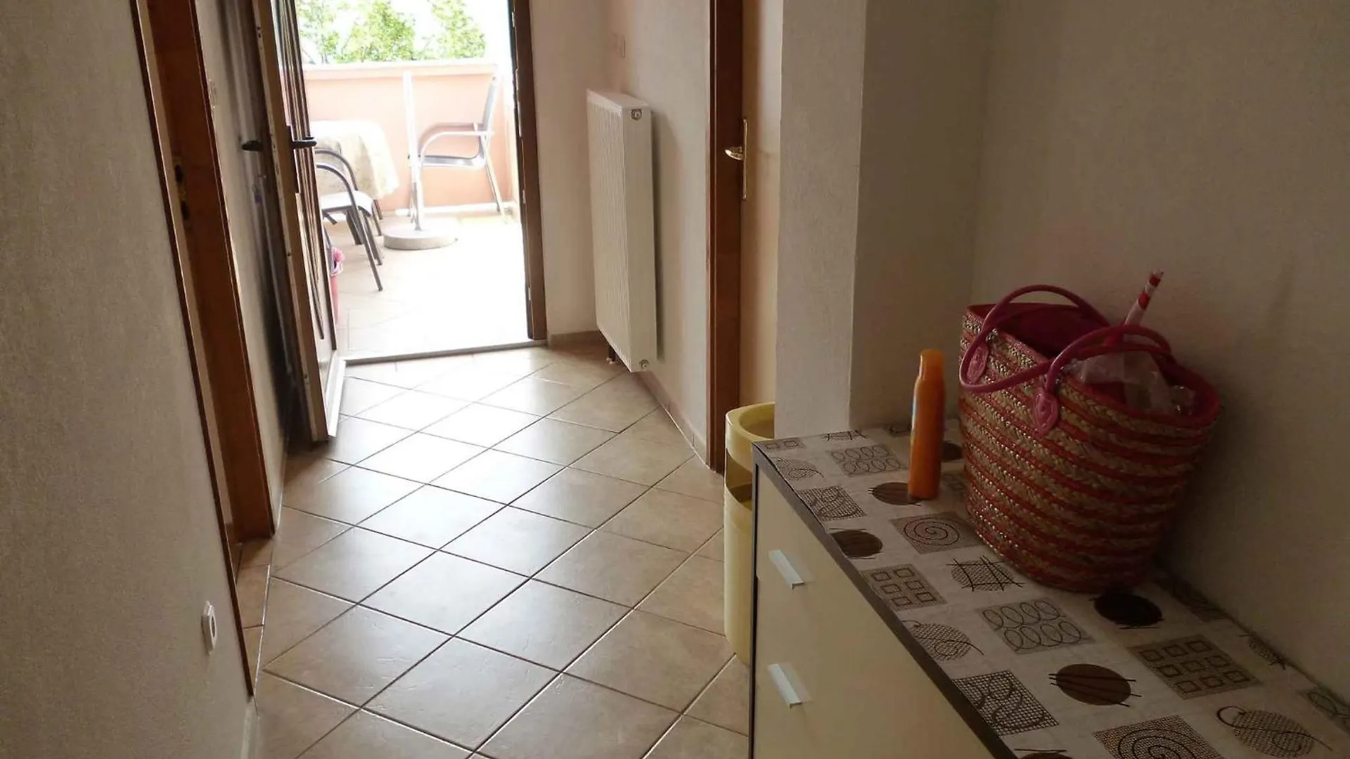 Apartment In Starigrad-Paklenica 6845 Kroatien